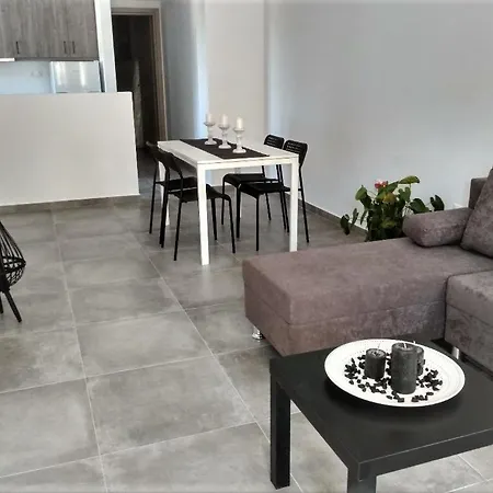 Estia - Brand new apartment in Ermioni Village
