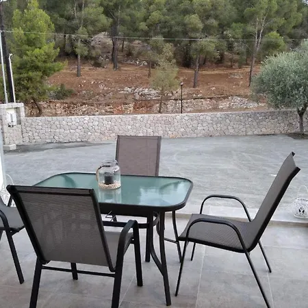 Estia - Brand New In Village Appartement Hermione