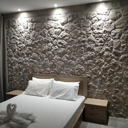 Appartement Estia - Brand New In Village Hermione