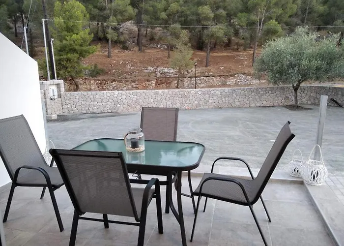 Dimarakis Collection - Estia Apartment - Ermioni Apartment Ermioni